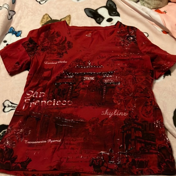 Red T-Shirt from Alia. - Picture 1 of 4